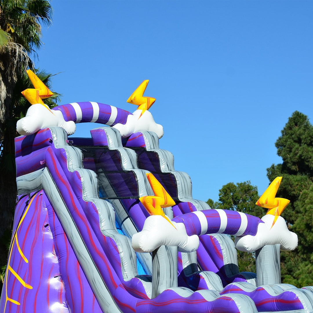 THUNDER 19 FT SLIDE