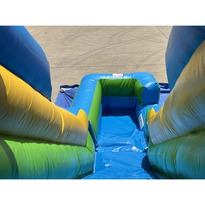 Monster Truck Combo with Removable Pool