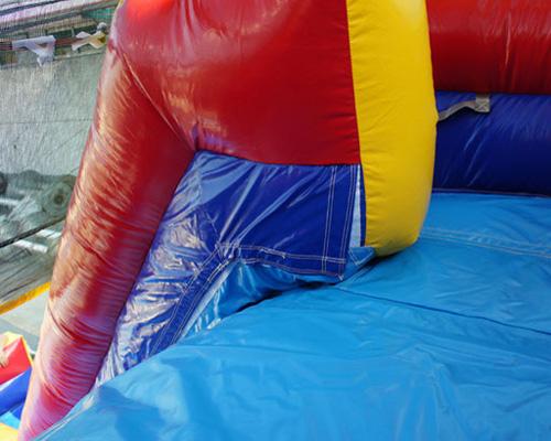 22'H Rainbow Screamer Slide