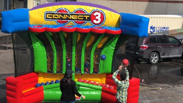 Wacky Connect 3™ Basketball Game (SpaceSaver)
